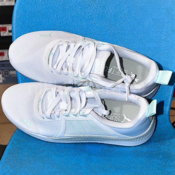 Brand new Puma ladies pacer net cage in white - Picture 3 of 7